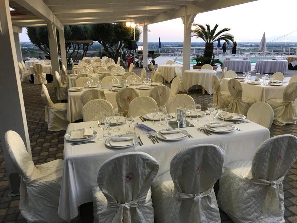 Hotel Ristorante Paradiso Albanella Eksteriør billede