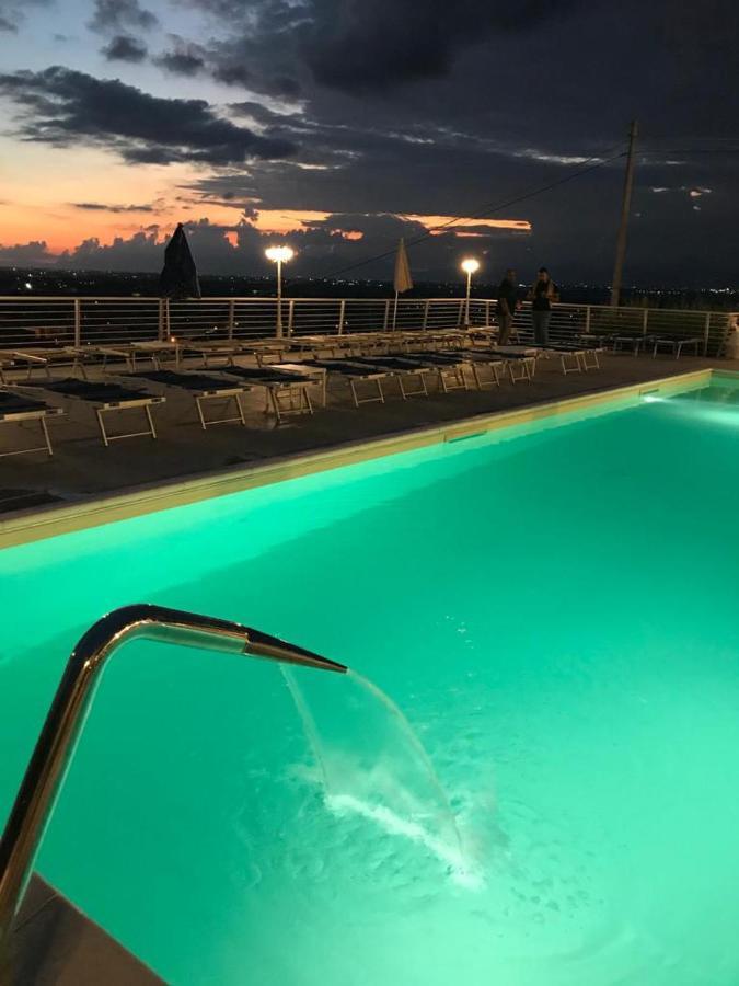 Hotel Ristorante Paradiso Albanella Eksteriør billede