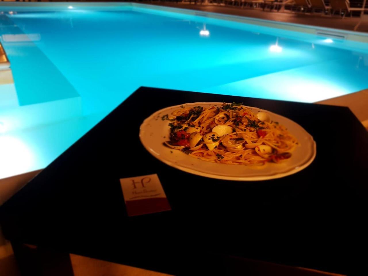 Hotel Ristorante Paradiso Albanella Eksteriør billede